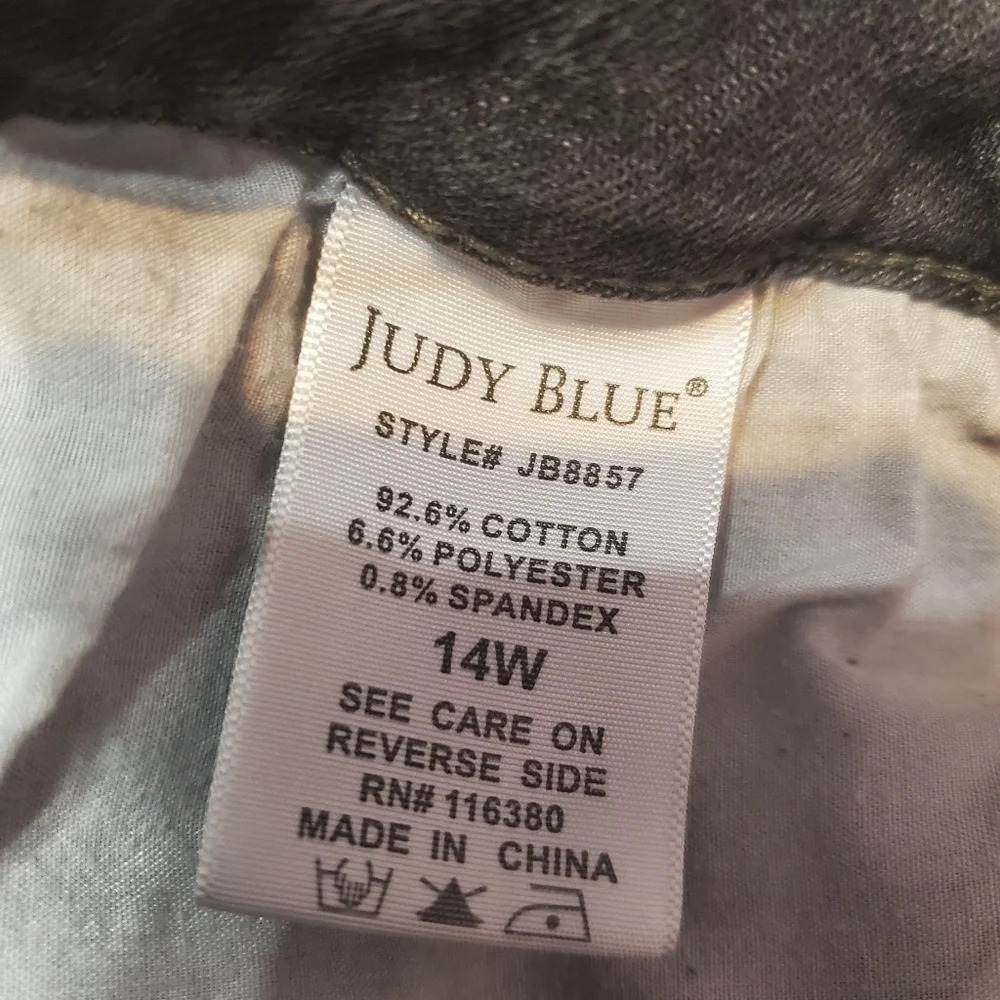 Judy Blue Women's Distressed Skinny Fit Black Denim Jeans 14W - Picture 10 of 11